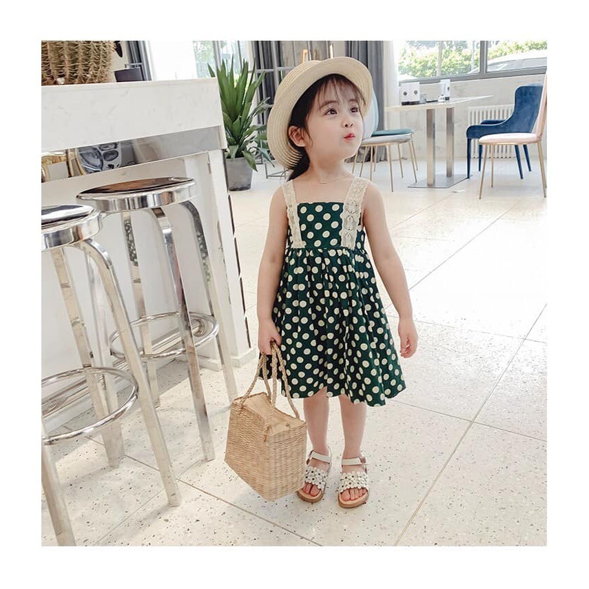 Váy chấm bi vai pha ren