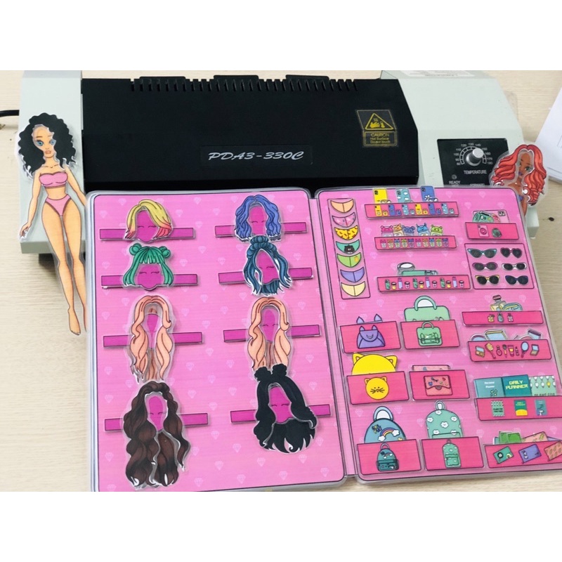 Thay đồ cho búp bê spring wardrobe