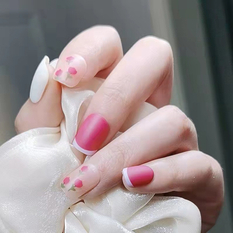 Set 24 Móng Tay Giả Trang Trí Nghệ Thuật