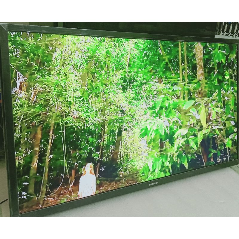 Tivi Internet Samsung 32" Thanh Lý Phụ Kiện Đầy Đủ