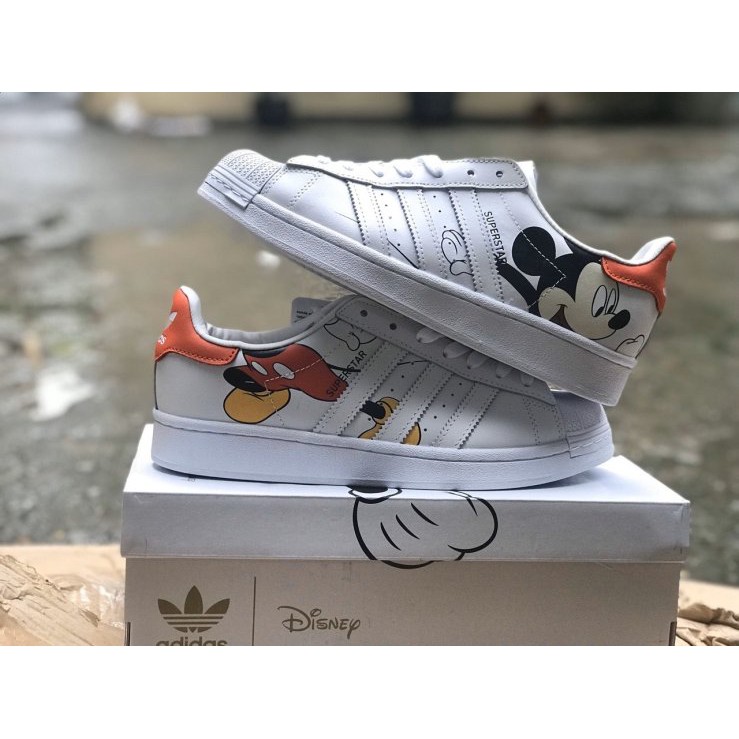 giày superstar mickey