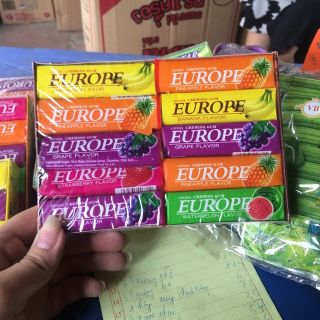 Kẹo cao su vỉ trái cây