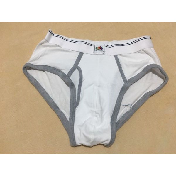Bộ 3 quần lót nam hiệu Fruit of the Loom cao cấp size S,M chính hãng
