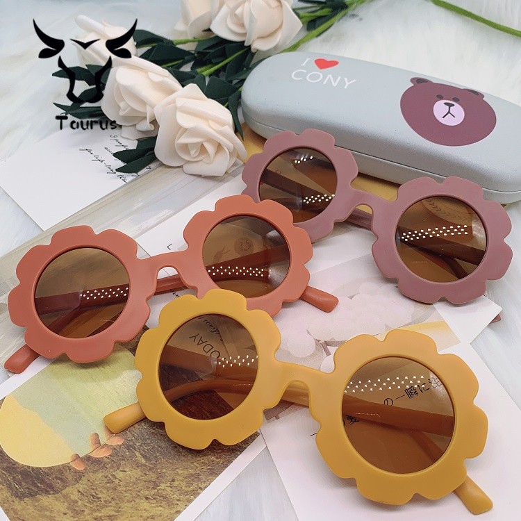 Kính  trẻ em bông hoa đáng yêu,Kính râm cho bé cá tính thời trang Baby Bảo vệ chống nắng Kính biển UV 400 FERADO