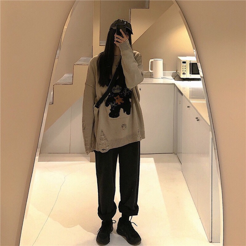 [HÀNG OD]Áo len Sweater Cổ Tròn Dáng Rộng Phối Rách In Hình Gấu Kiểu Hàn Quốc Cá Tính kèm ảnh thât | BigBuy360 - bigbuy360.vn