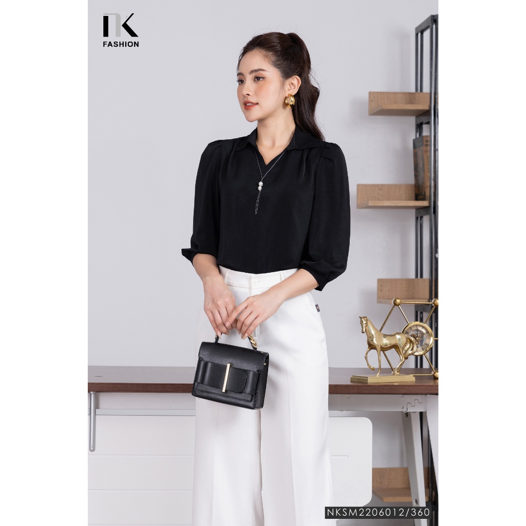 Sơ Mi Lụa Tay Lỡ Công Sở NK FASHION Thiết Kế Cổ V Kèm Phụ Kiện Kiểu Dáng Lịch Sự Tối Giản Chất Lụa Mềm Mịn NKSM2206012