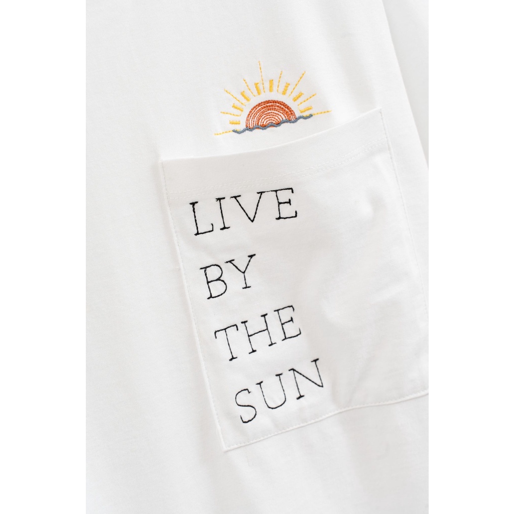 Áo thun thêu Colorful Embroidery T-shirt dáng oversize MADELEN