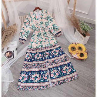 Đầm xoè maxi lụa cổ V tay dài