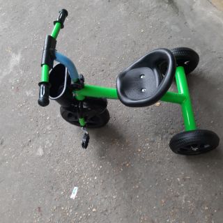 Xe đạp 3 bánh cho bé