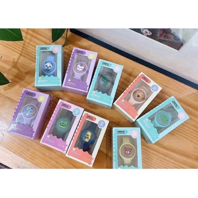 Dây đeo tay silicon hình con vật đuổi muỗi có đèn LED phát sáng cho bé