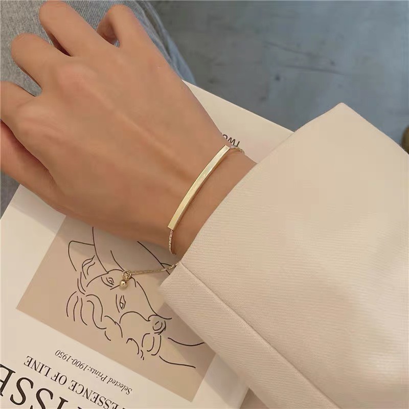 Vòng tay nữ mạn vàng thép Titan cá tính