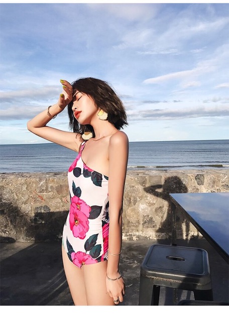 Bikini 1 Mảnh Lệch Vai Hoạ Tiết Hoa - Đồ Bơi 1 Mảnh Lệch Vai - Monokini In Hoa