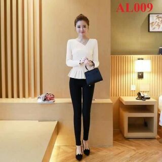 Áo thun tay dài cổ tim xéo