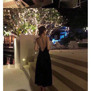 Maxi hở lưng cổ V