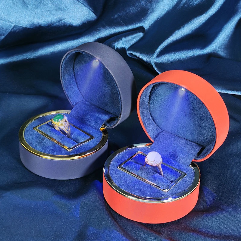 Hộp Đựng Trang Sức Hình Tròn Bằng Da PU Có Đèn Led Phát Sáng Độc Đáo