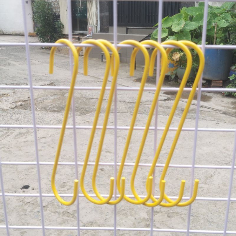 Móc treo hình chữ S sơn tĩnh điện màu vàng