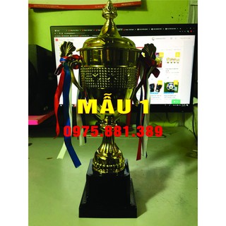 Cup vàng vô địch bóng đá
