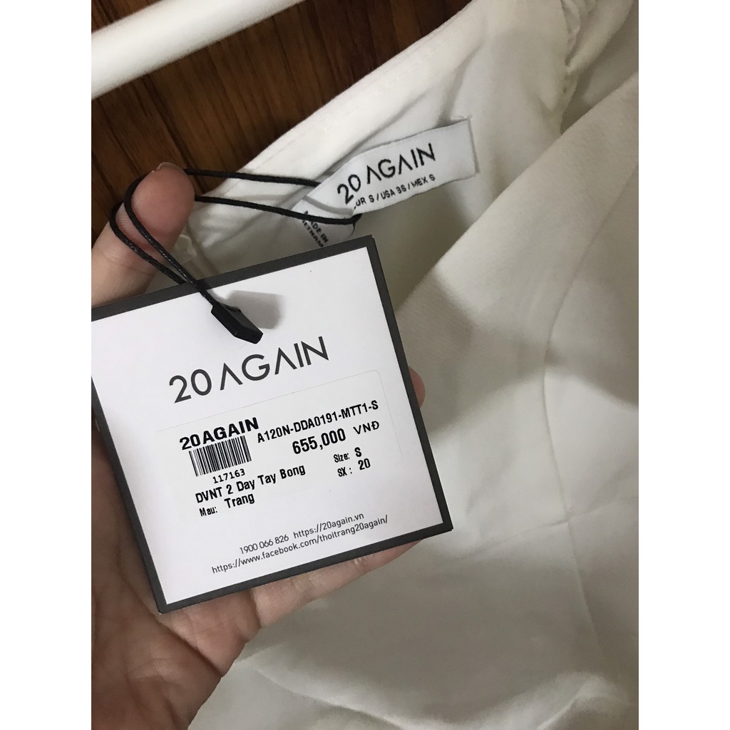 Váy đầm trắng 20 Again size S