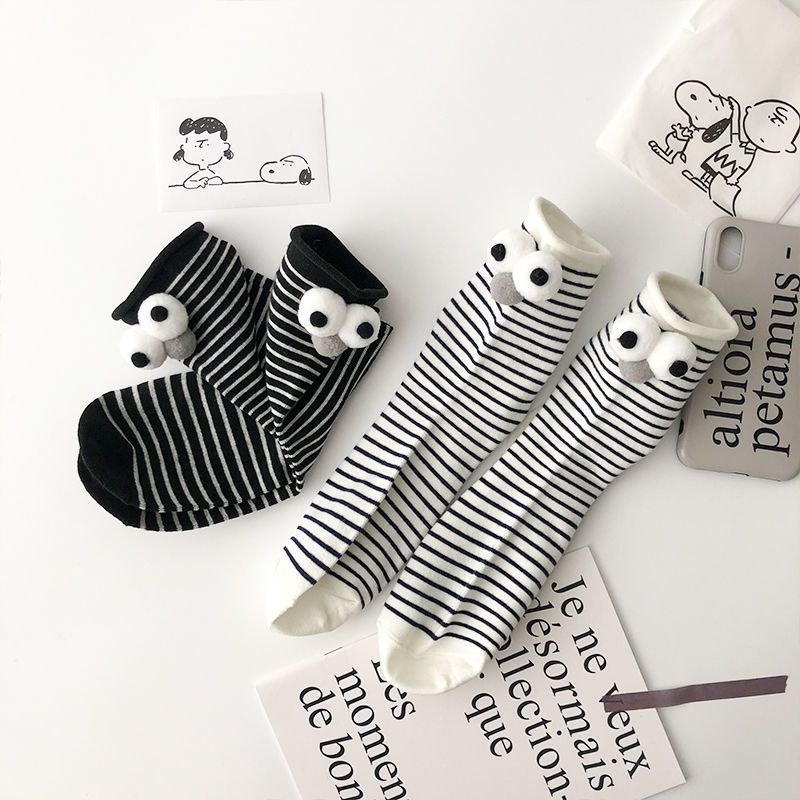 Vớ Ren Kẻ Sọc Trắng Đen Họa Tiết Đôi Mắt To Hoạt Hình Phong Cách Nhật Bản Đáng Yêu Cho Nữ