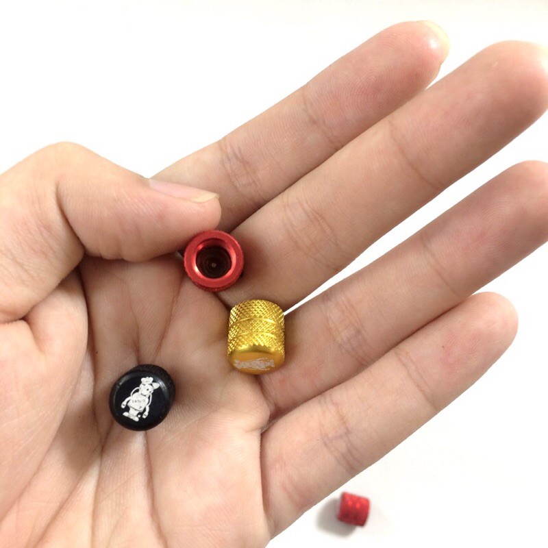 Cặp chân van vòi màu CNC gắn cho các loại xe máy, oto | BigBuy360 - bigbuy360.vn