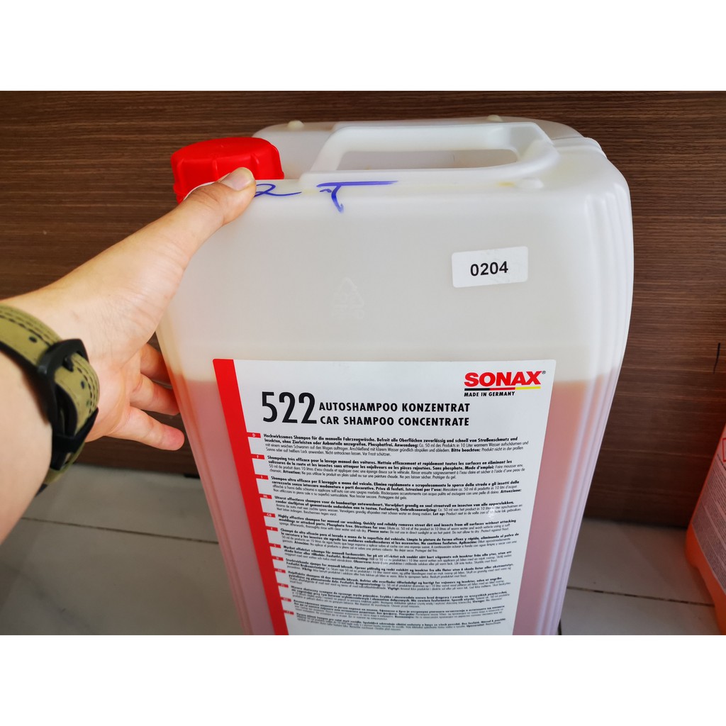 Nước rửa xe Sonax Car Shampoo 522705 25 lít Tặng Bao Tay Kèm Khăn