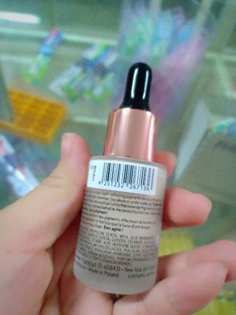 Kem Lót dạng serum CATRICE Light Correcting Primer