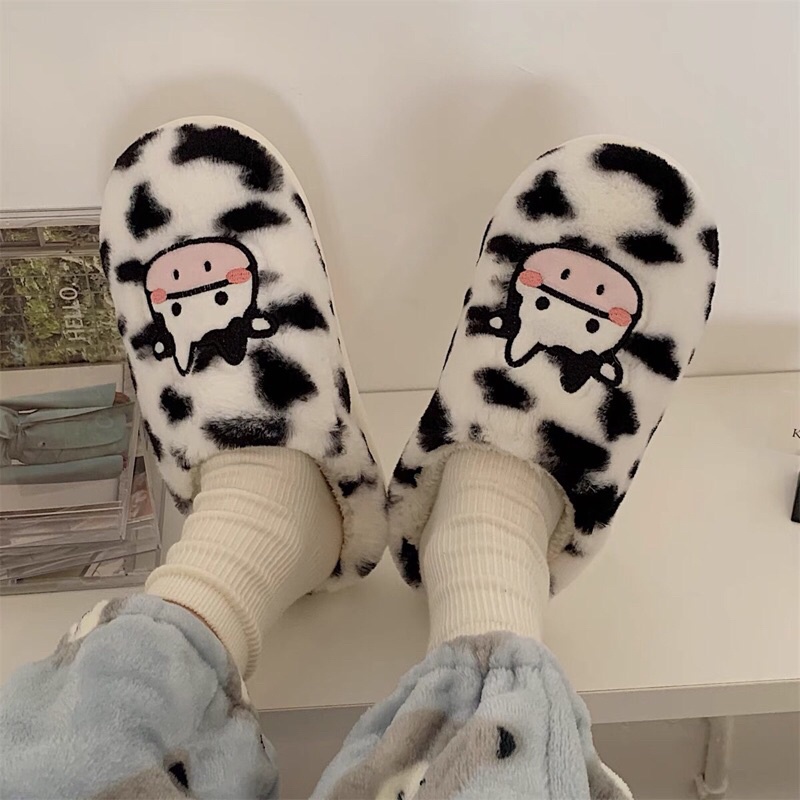 Dép bông đi trong nhà hoạ tiết bò sữa