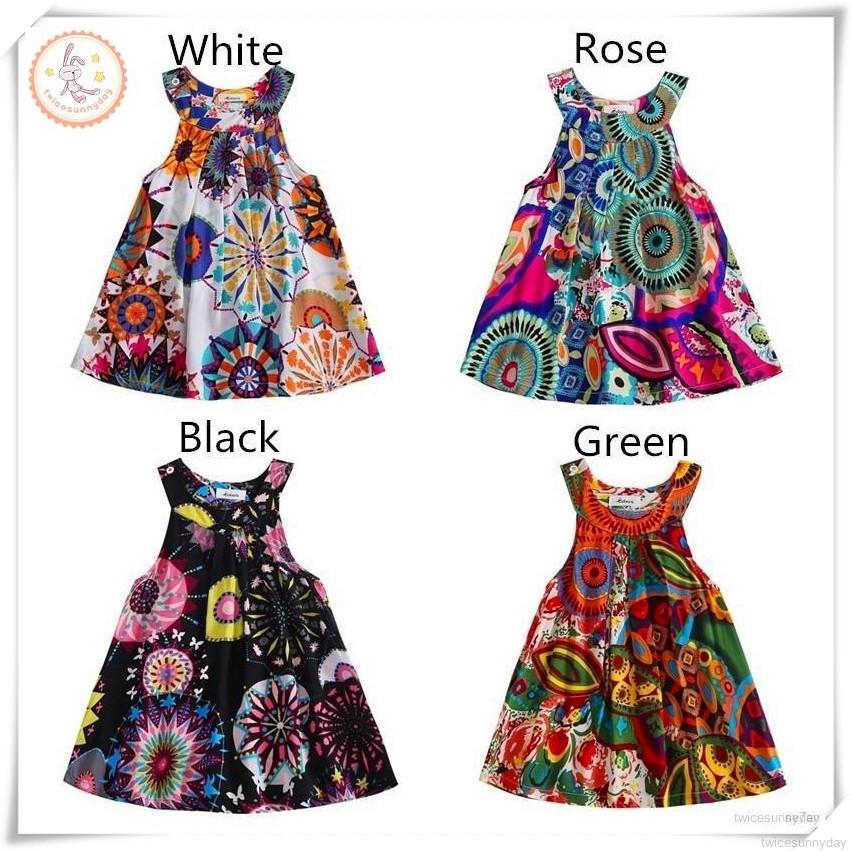 Đầm sát nách hoạ tiết hoa cổ điển cho bé gái