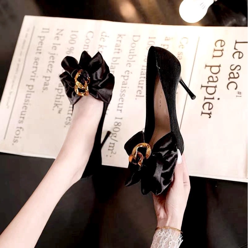 Giày cao gót mũi nhọn thời trang thu đông quyến rũ năm 2022 cho nữ