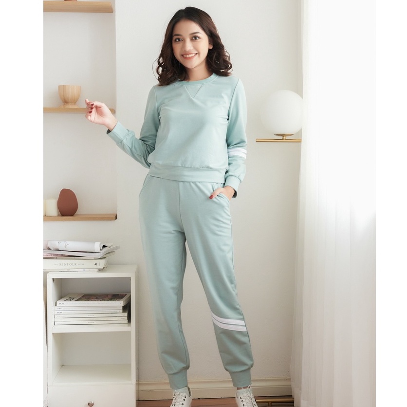Bộ thể thao nữ Emspo ATL0412-- QL1200