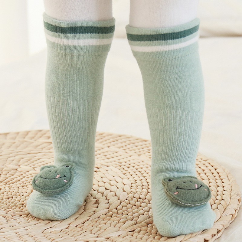 Vớ chống trượt đáng yêu cho bé