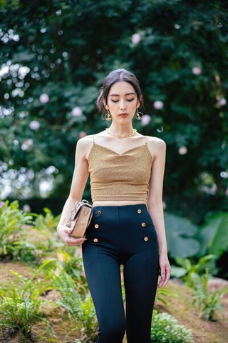 Quần legging đính khuy