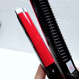 Máy kẹp cúp tóc lưỡi đỏ Hàn Quốc