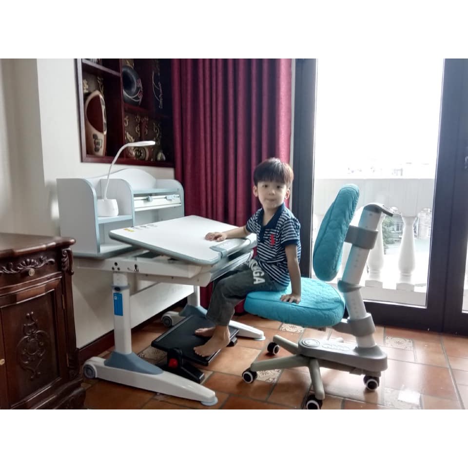 Bộ bàn ghế học thông minh chống gù chống cận cho bé từ 3 đến 18 tuổi BSUC DRZ-18003