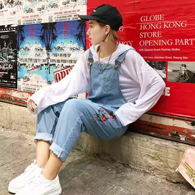 Yếm baggy rách thêu hoa_705 | BigBuy360 - bigbuy360.vn