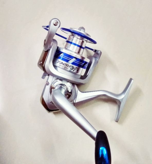 Com bo bộ cần câu Shimano 2khúc đặc 2,4m, máy yumoshi AL6000và túi đựng đồ câu kèm phụ kiện
