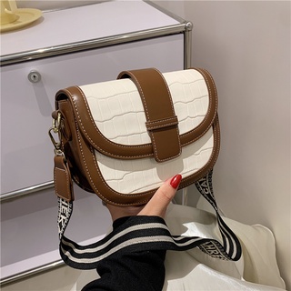 Túi xách nữ Quảng Châu đeo chéo đeo vai phong cách Vintage dập vân nổi cao cấp Bagami