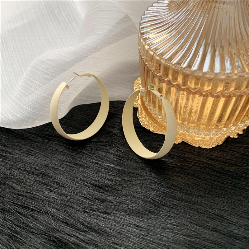 Bông tai vòng tròn phong cách Hàn Quốc khuyên tai Viltage hiện đại cá tính Cocochang shop