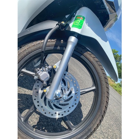 Pát kẹp ống dầu đĩa Future 125, Fu 18 Led Xi Ken