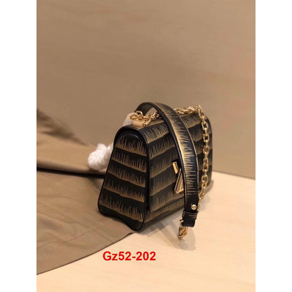 Túi size 19cm cao cấp