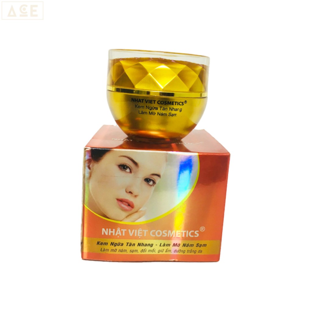 Kem Trà Xanh Tàn Nhang, Làm Mờ Nám Sạm (15g)