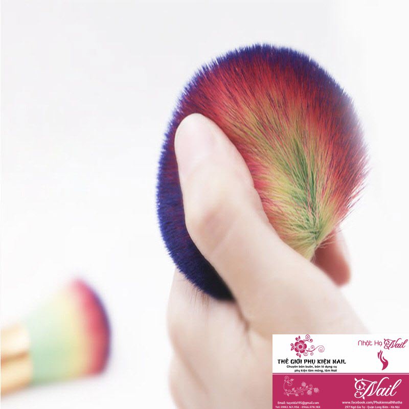 Chổi Phủi Bụi Đẹp (Nail Brush)