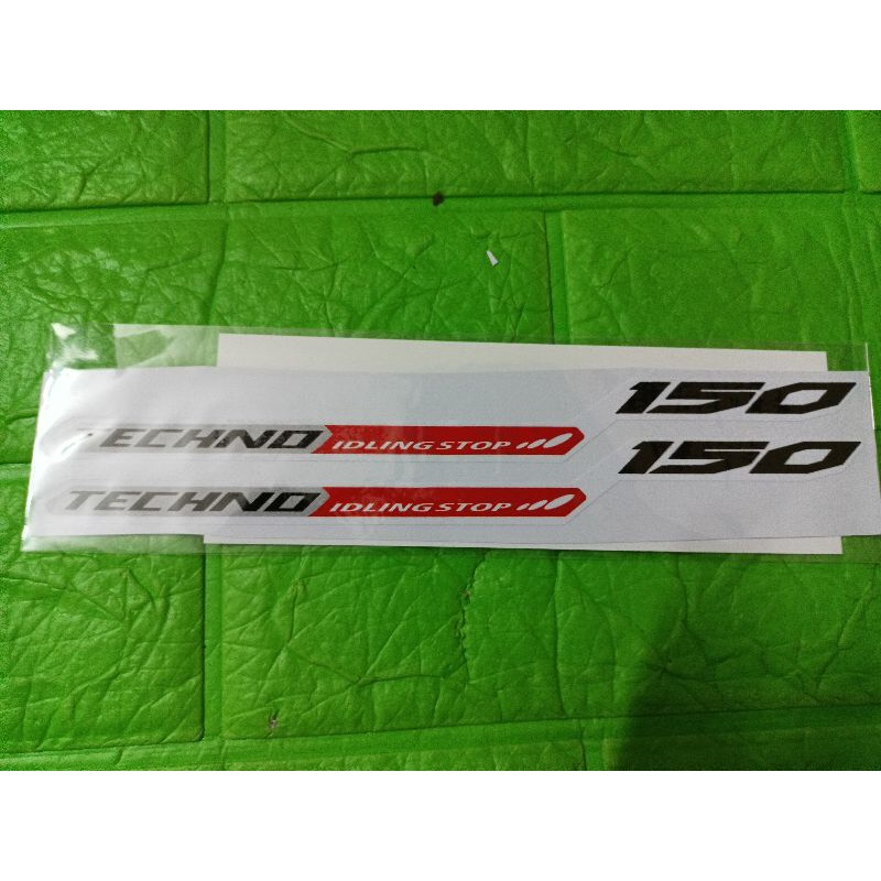 Bộ chữ dán 150 xe vario Techno màu đỏ