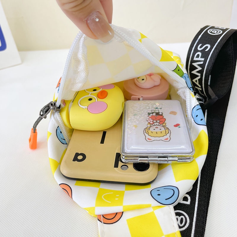 Túi Đeo Chéo Hình Mặt Cười Dễ Thương Cho Bé