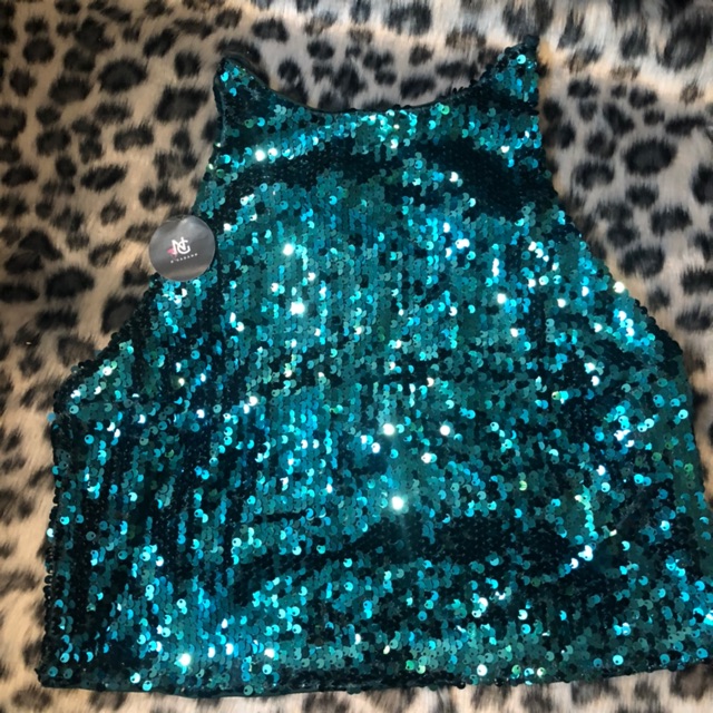 Áo yếm bling bling hở lưng sexy