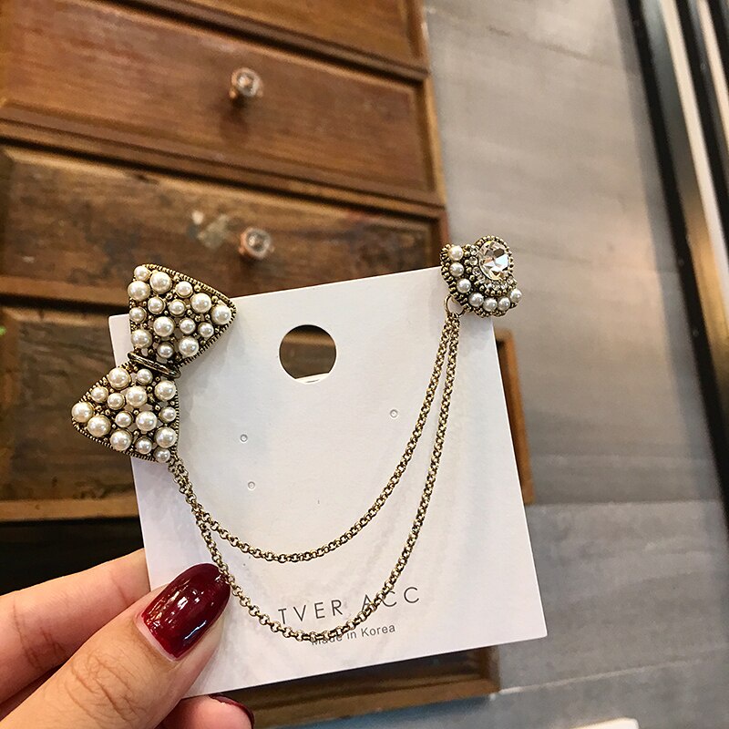 Ghim cài áo hình nơ phối dây xích phong cách vintage thời trang cho nữ