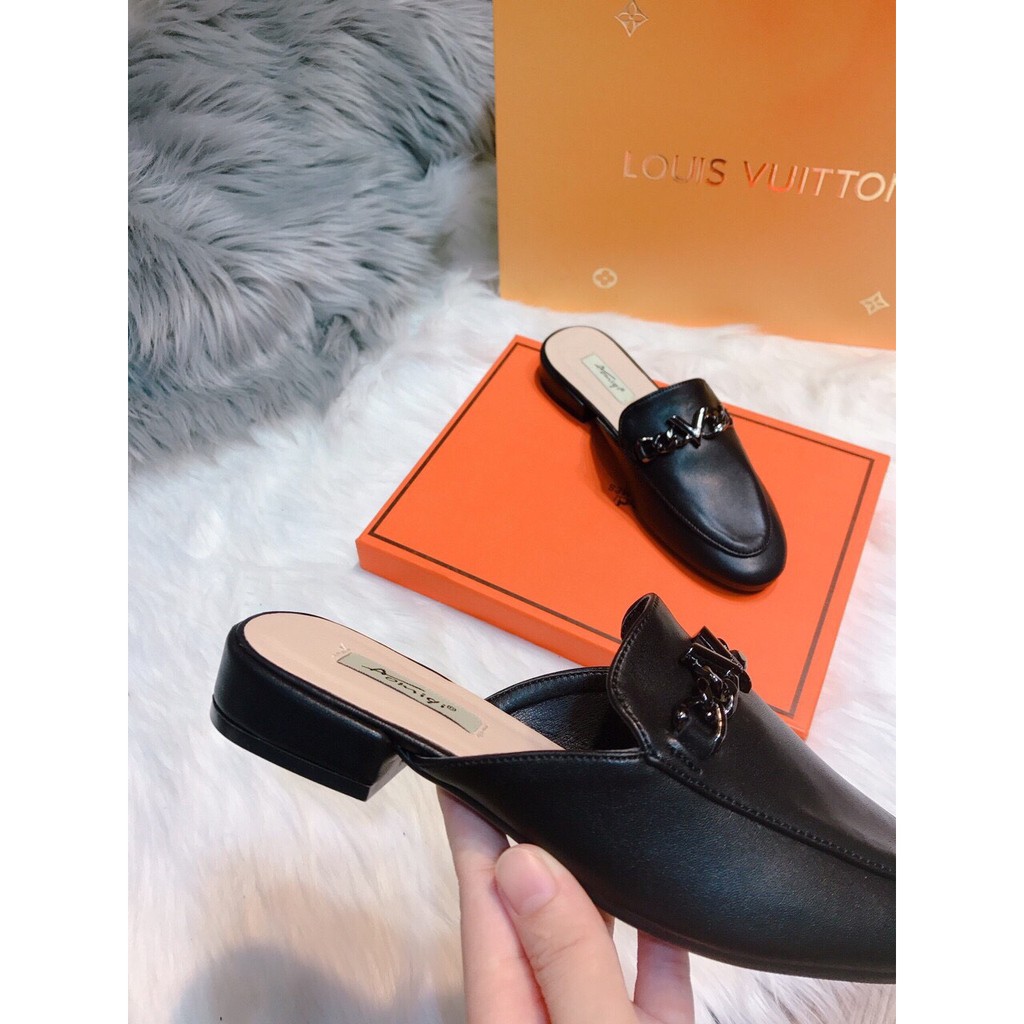 Giày sục da mịn khuy xích đen vàng | BigBuy360 - bigbuy360.vn