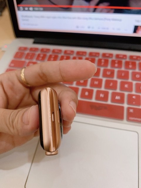 Đồng hồ Apple watch series 3 nhôm size 42 LTE Rose Gold