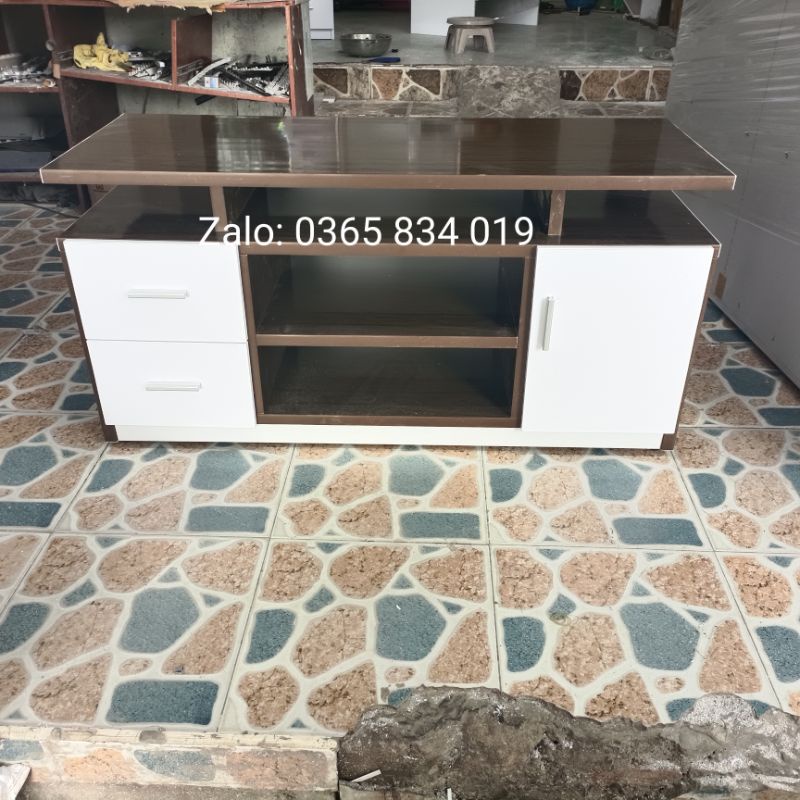 Kệ tivi ngang 1m2 cao 50 sâu 45 nhựa đài loan