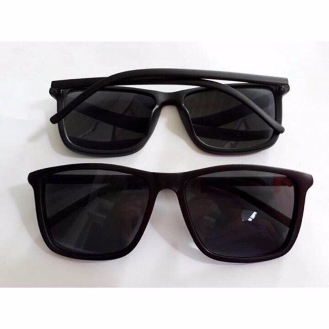 Kính Đen gọng mảnh